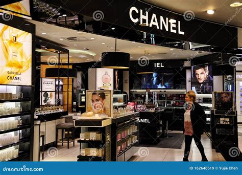 chanel london gatwick.